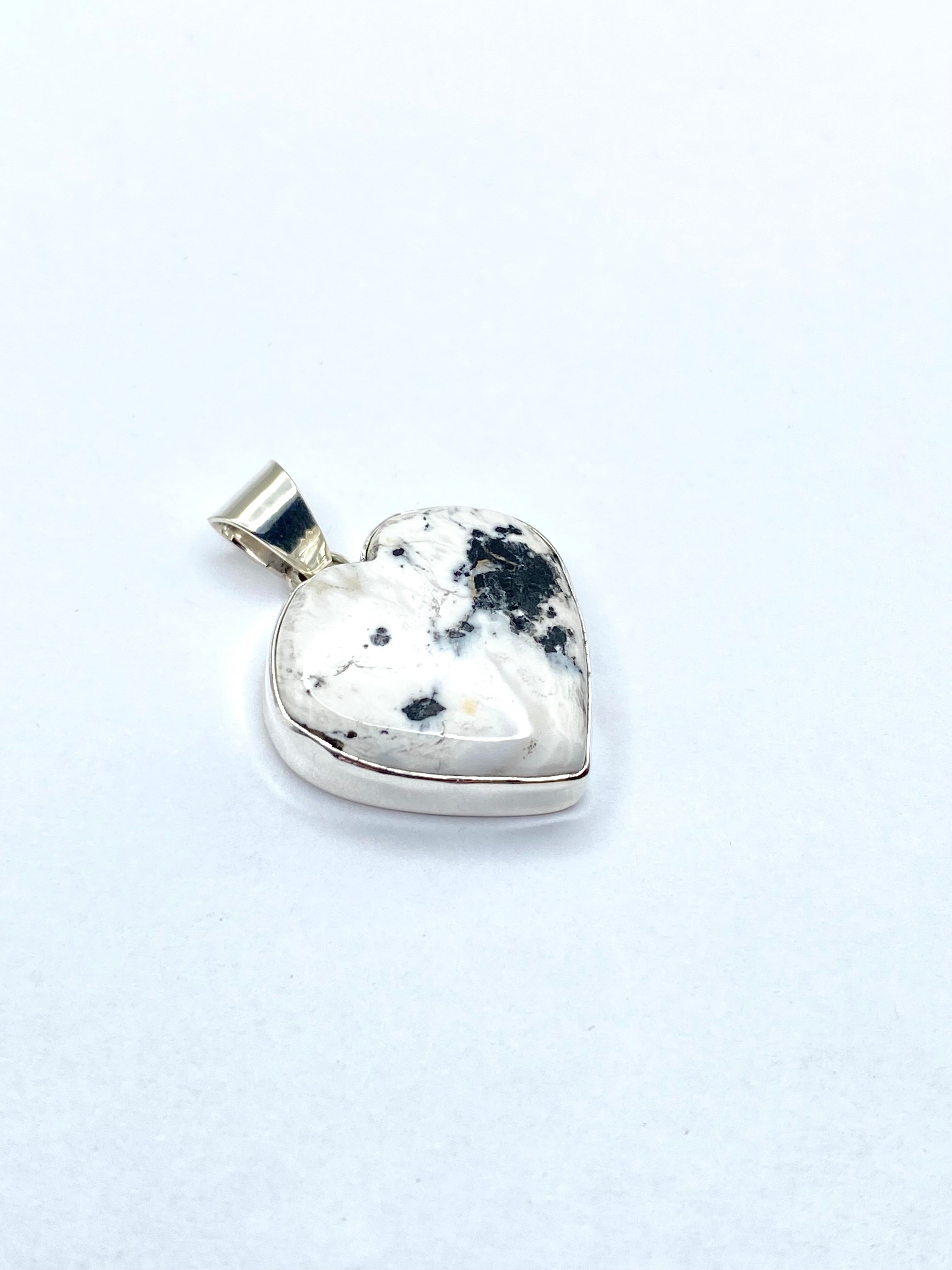 Petite Sterling White Buffalo Pendant Heart Shaped Native American Signed