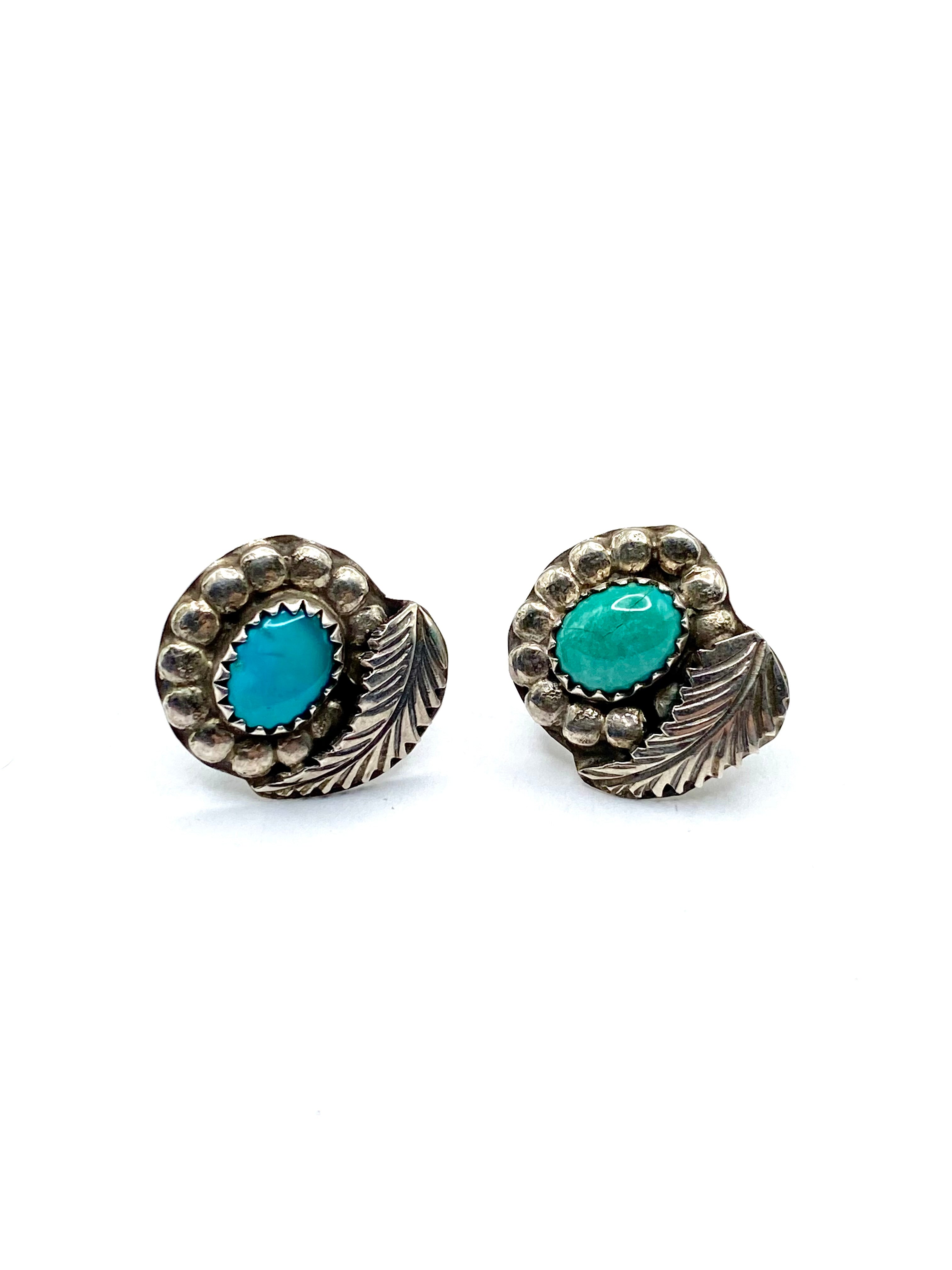 Vintage Petite Sterling Turquoise Screw Back Earrings Native American