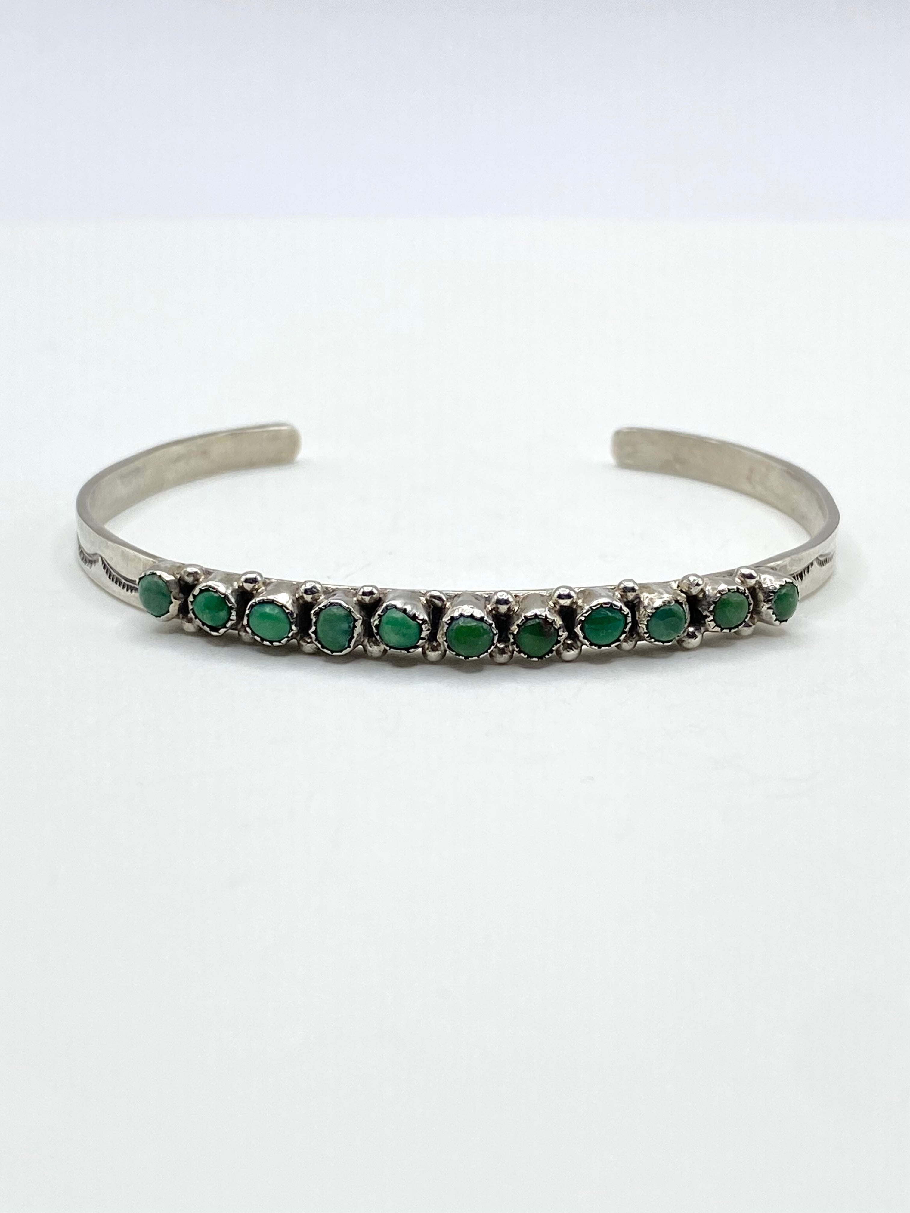 VTG Petite Sterling Cuff Green Turquoise Snake Eye Row Native American Handmade