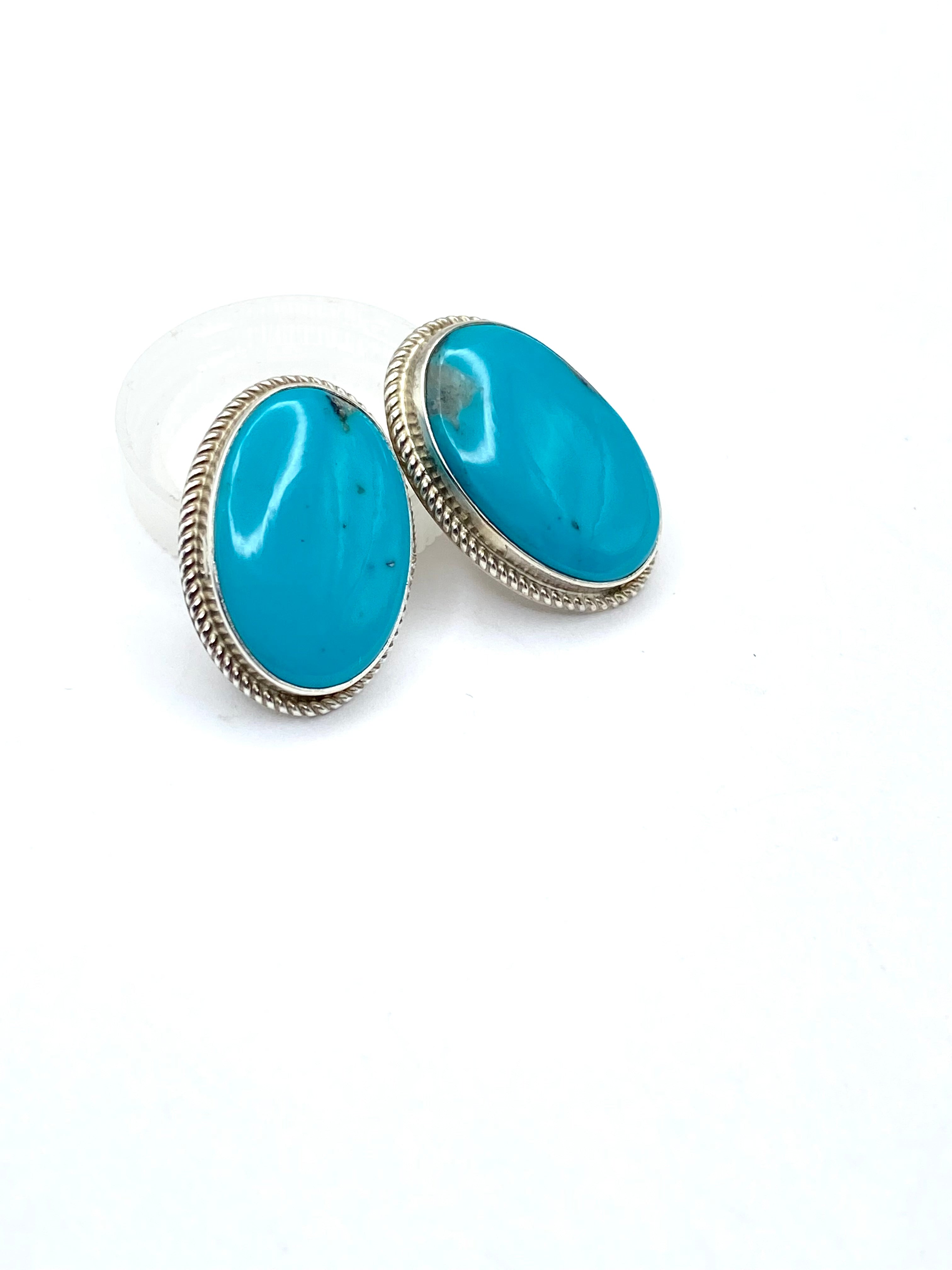Kingman Turquoise Oval Stud Earrings Sterling Silver Roy Billie Navajo New