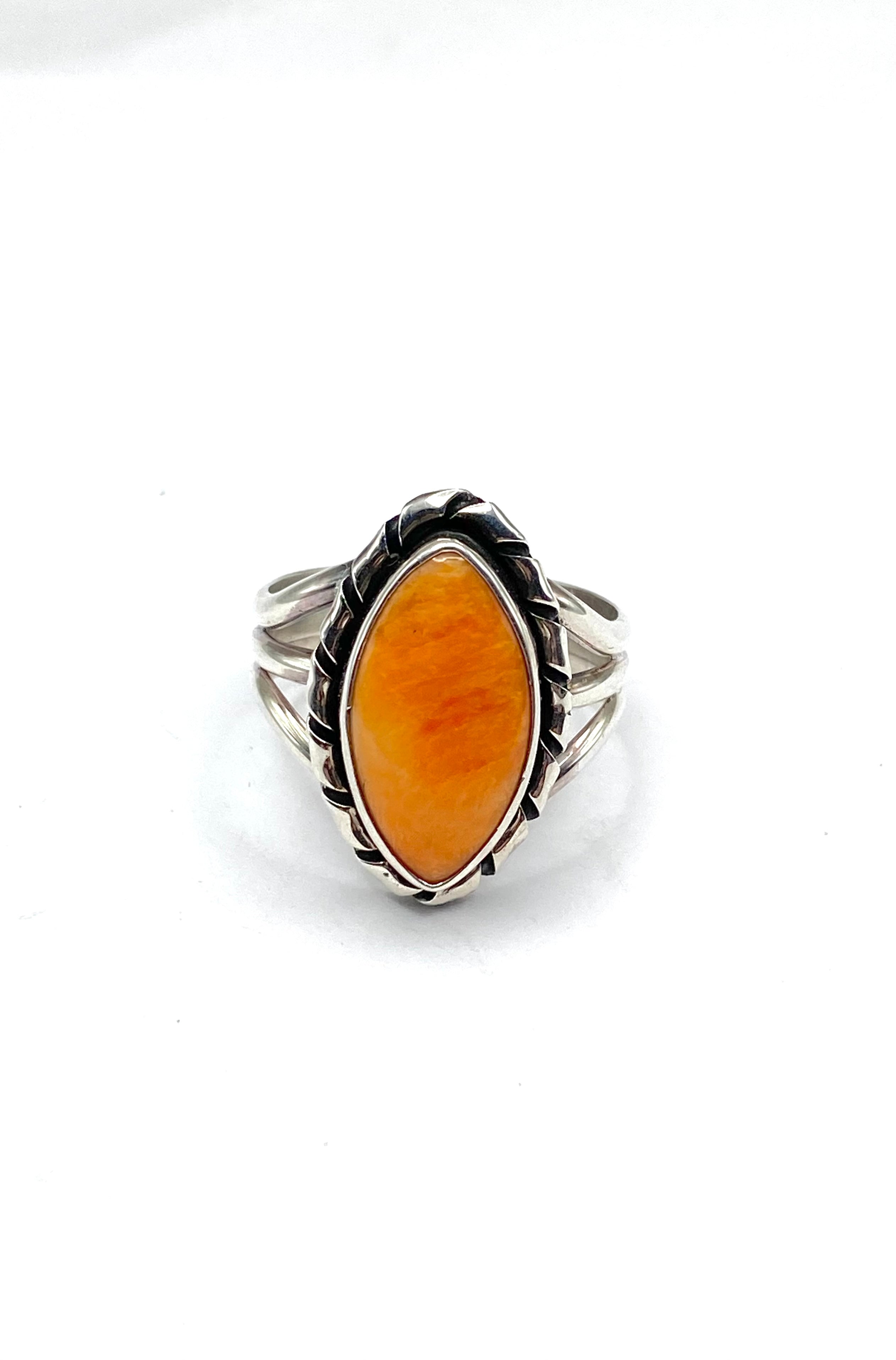 Sterling Triple Shank Ring Spiny Oyster Shell Size 10.25 Native American Signed
