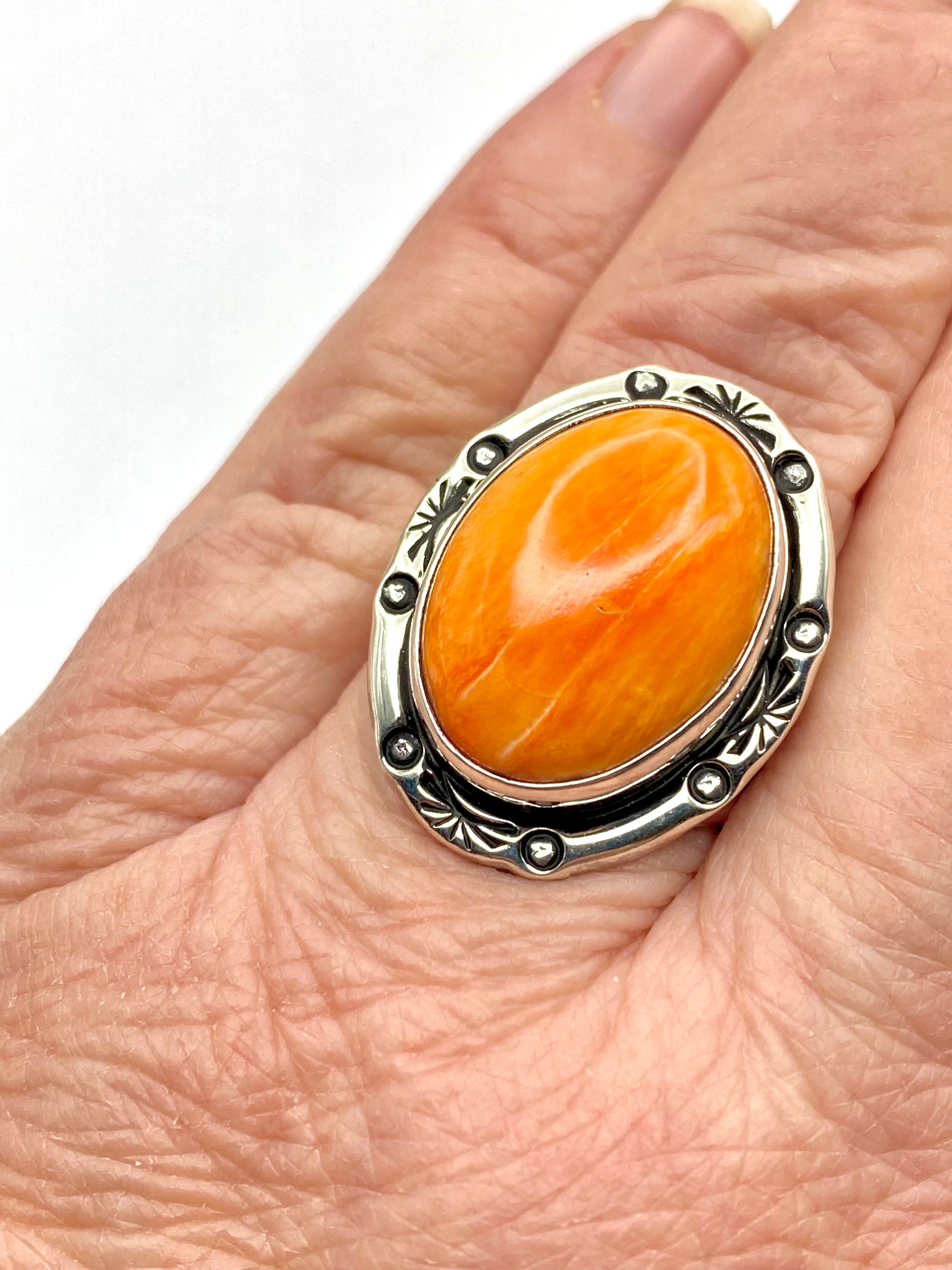 Sterling Triple Shank Ring Spiny Oyster Shell Size 10 Native American Signed