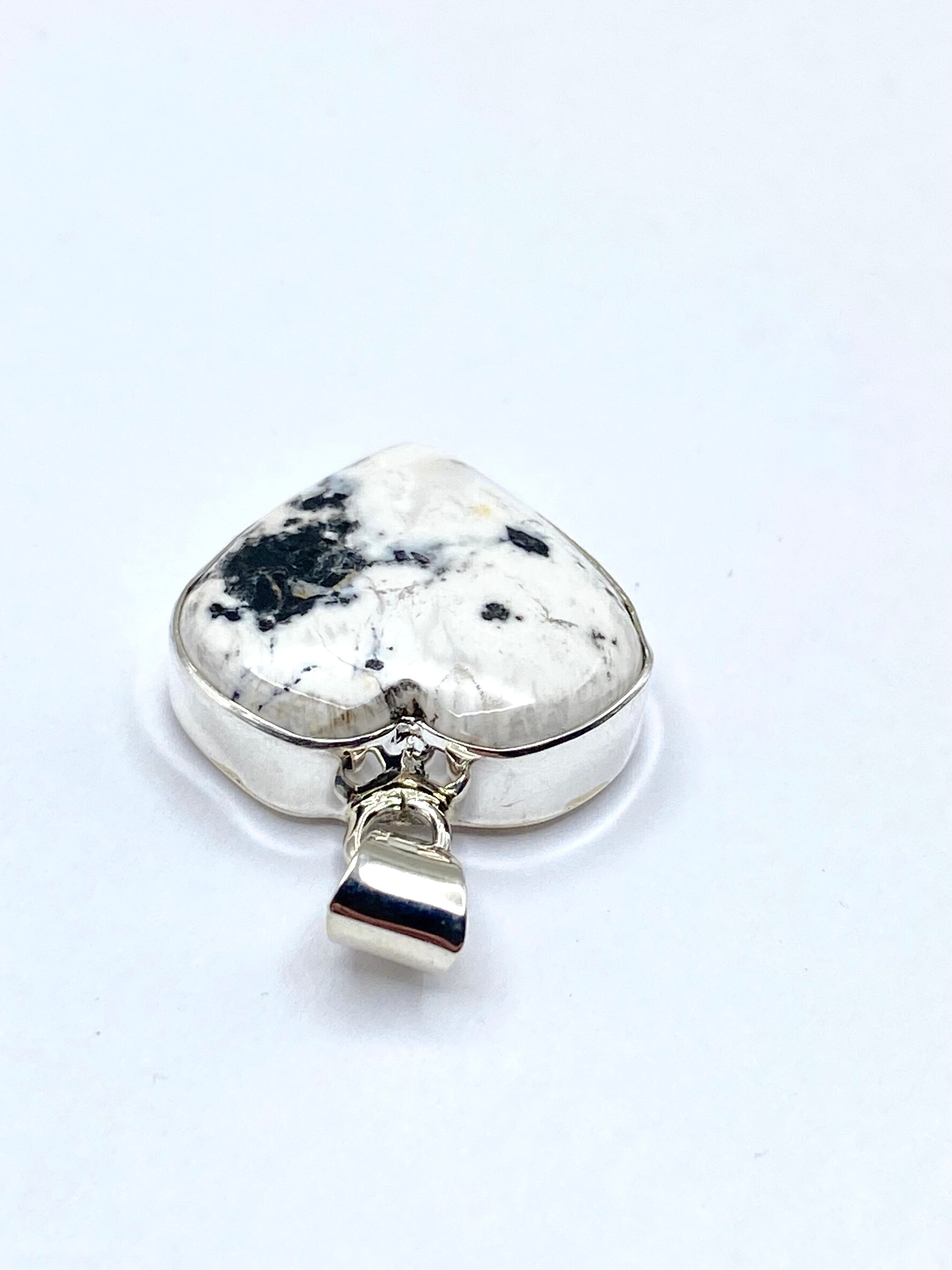 Petite Sterling White Buffalo Pendant Heart Shaped Native American Signed