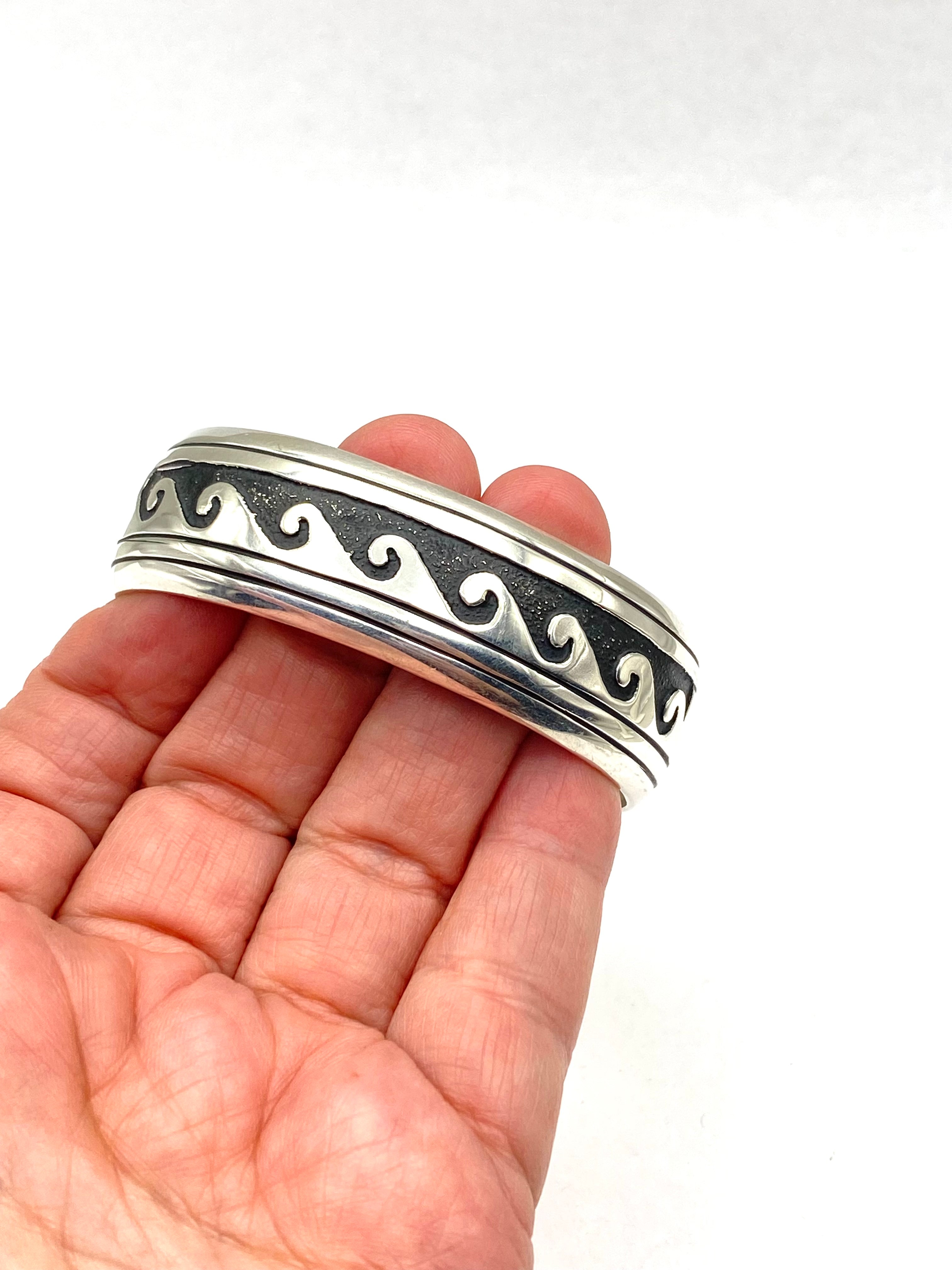 Sterling Overlay Bracelet Wide Band Wave Pattern Lightweight Navajo T&R Singer