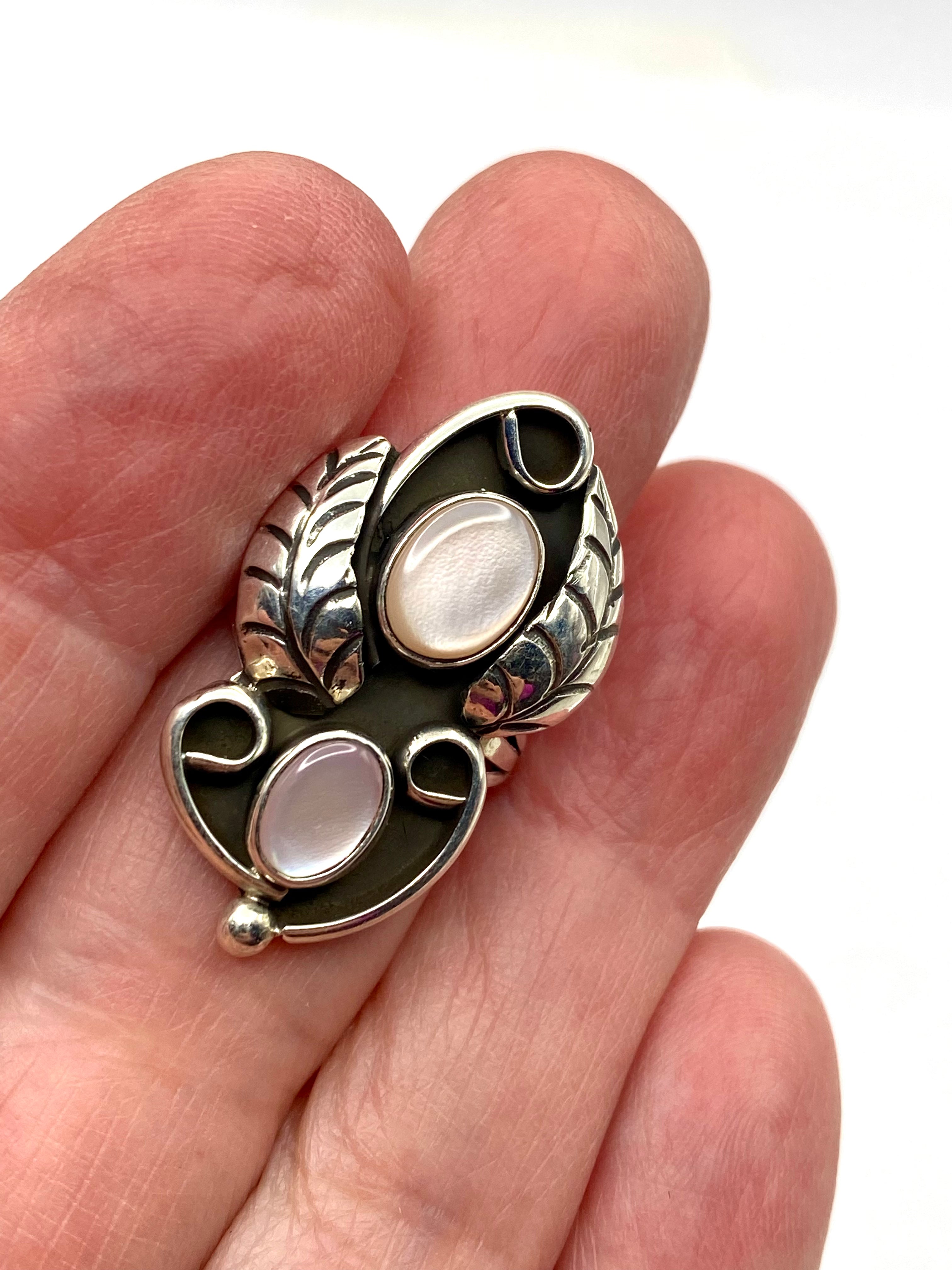 Vintage Sterling Pink Mussel Shell Ring Size 7.75 Leaf Applique Navajo Rita Pino