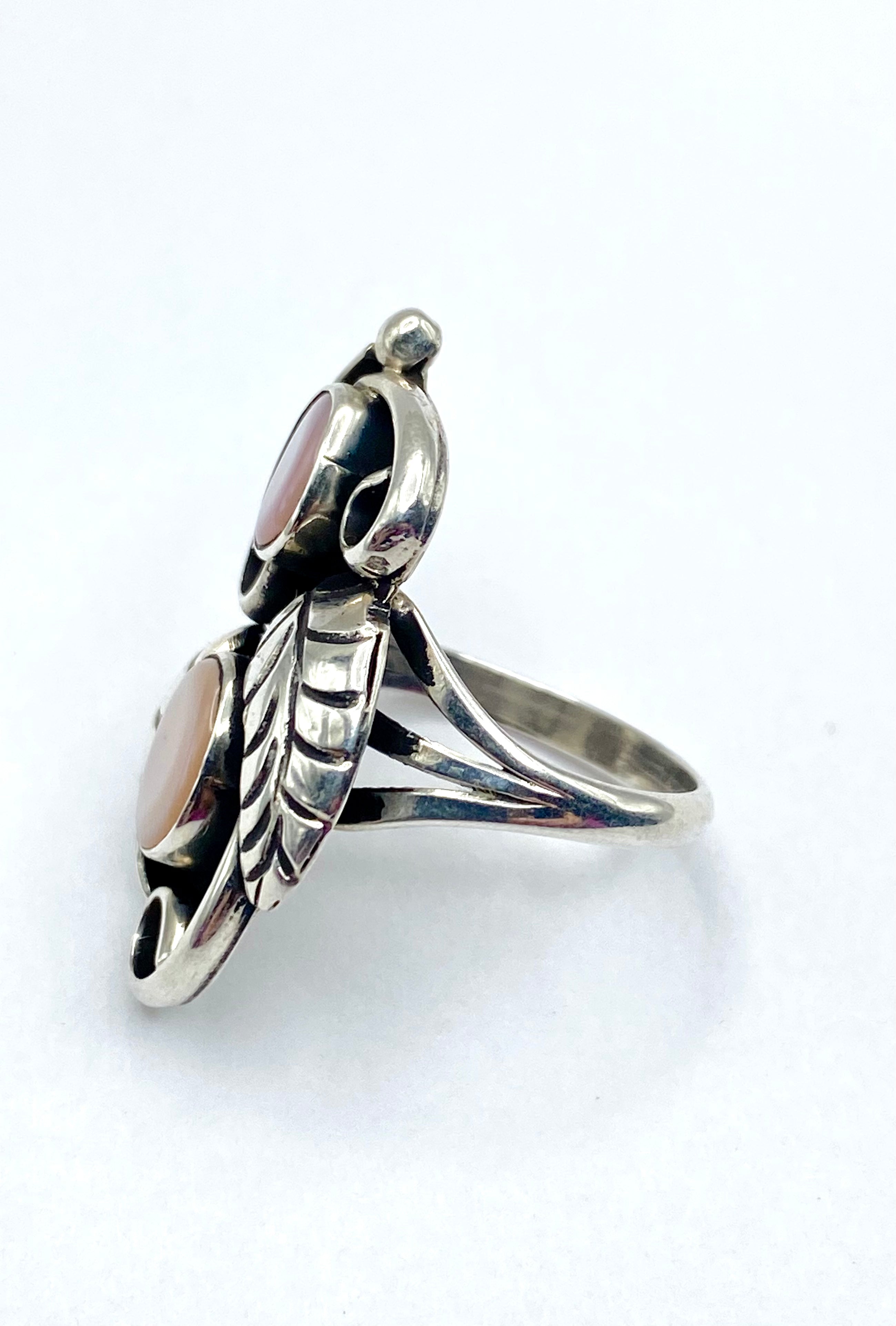 Vintage Sterling Pink Mussel Shell Ring Size 7.75 Leaf Applique Navajo Rita Pino