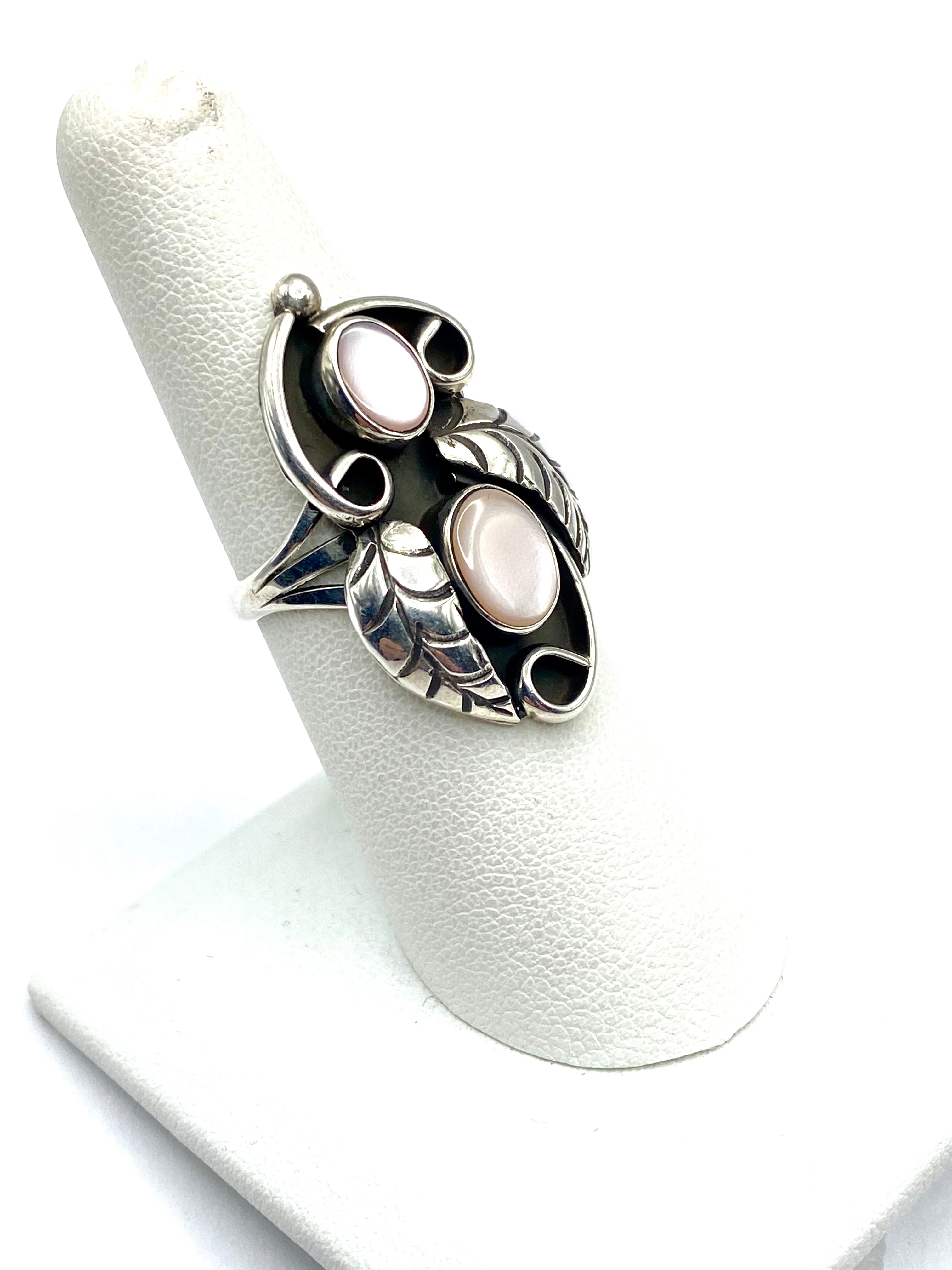 Vintage Sterling Pink Mussel Shell Ring Size 7.75 Leaf Applique Navajo Rita Pino