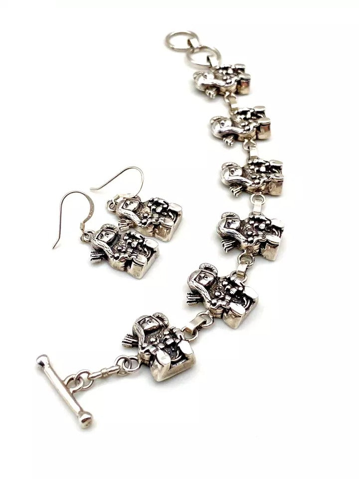 Vintage Storyteller Bracelet Earring Set Sterling Silver Navajo Native American
